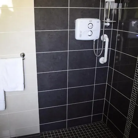 The Waterside * Nenagh