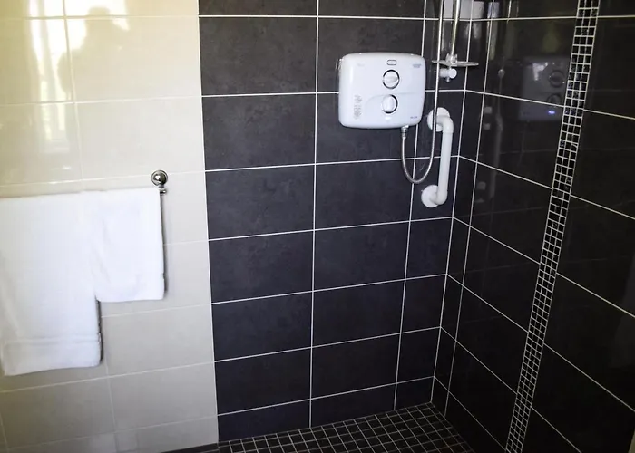 The Waterside * Nenagh